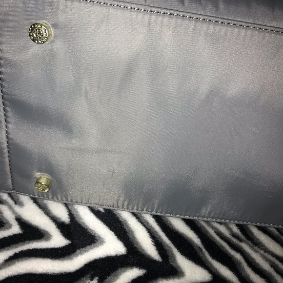 Mar Cain Grey Handbag 👜 - Picture 3 of 6